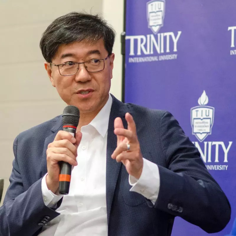 Dr. Peter Cha